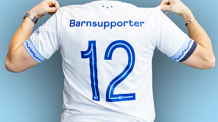 Ryggen p&aring; &aring;rets fotbollstr&ouml;ja 